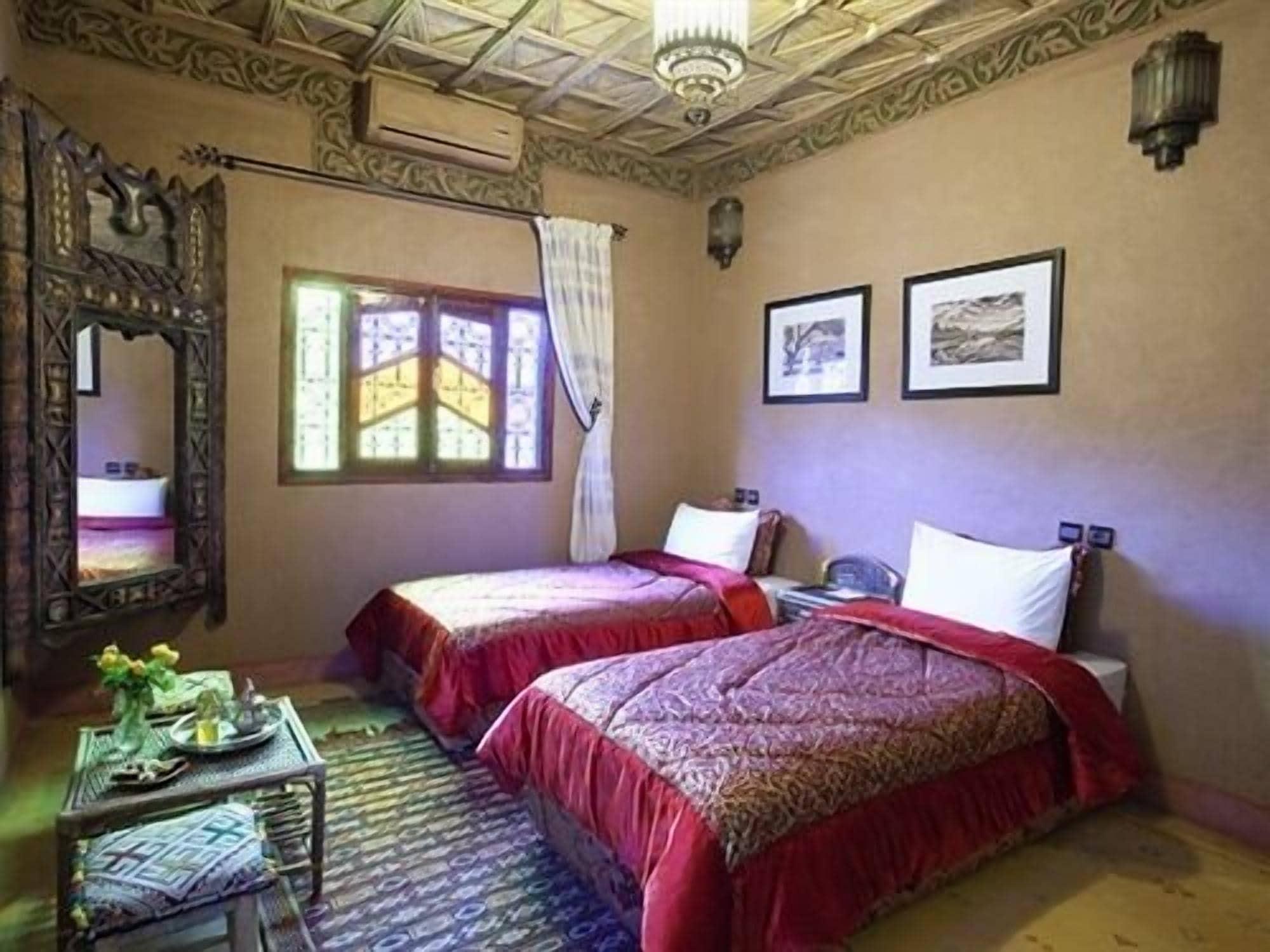 Riad Варзазат Екстериор снимка