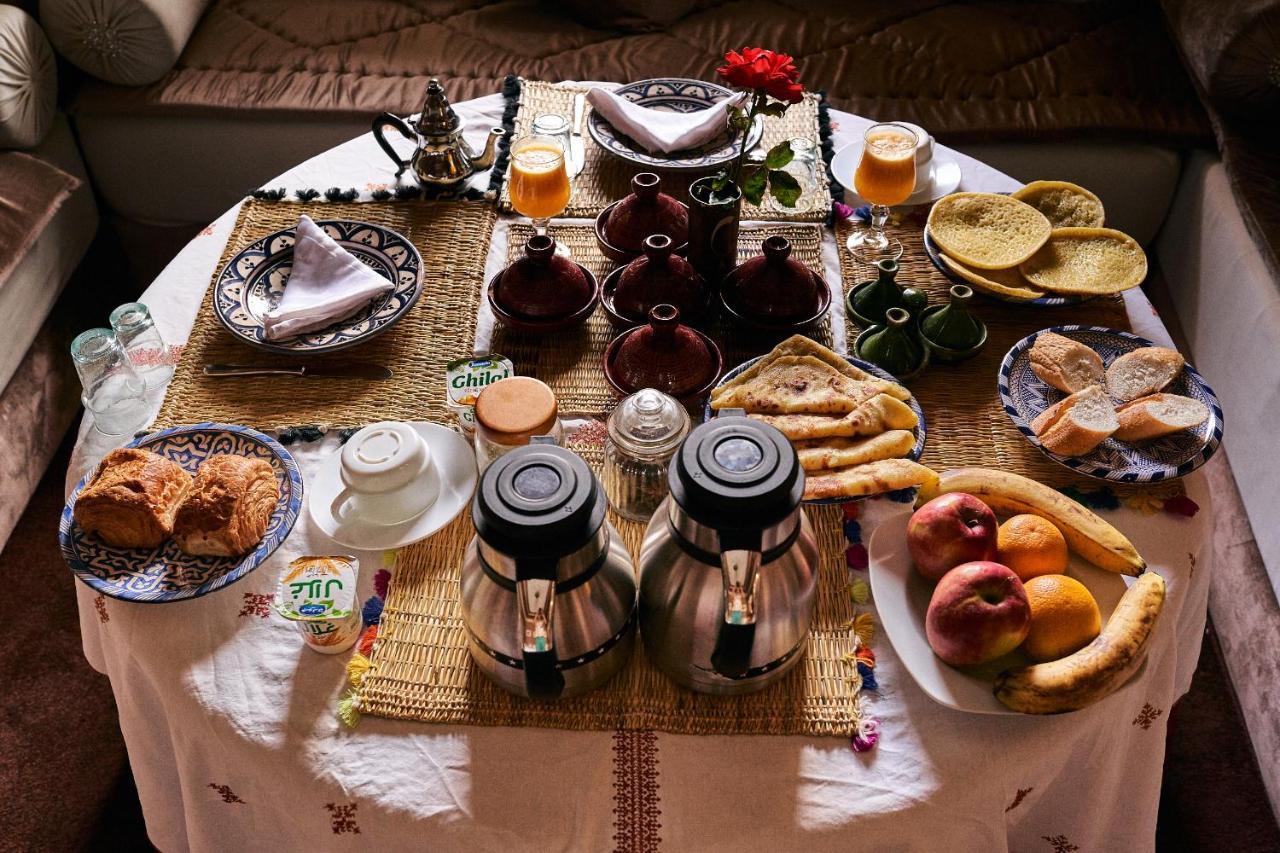 Riad Варзазат Екстериор снимка