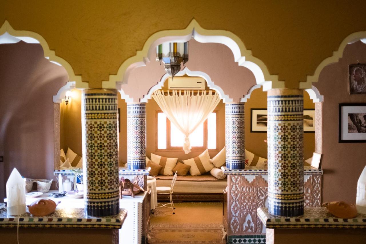 Riad Варзазат Екстериор снимка